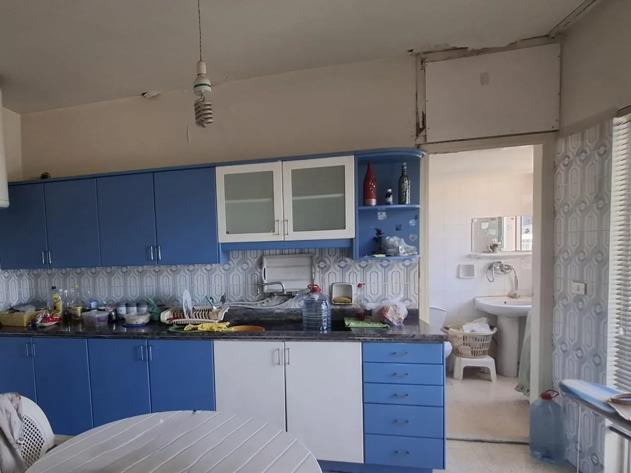 3-Bedroom Apartment Prime Location For Sale In Naccache — الصورة 3
