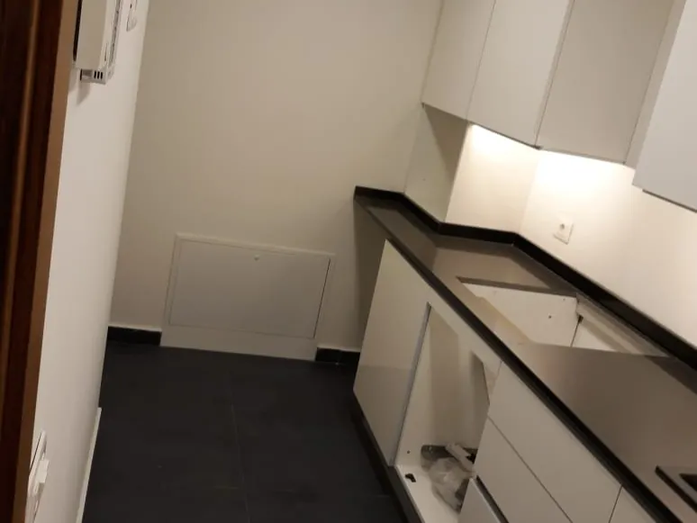 Modern Apartment For Sale In A Prime Location In Achrafieh, Carré D’or — الصورة 3
