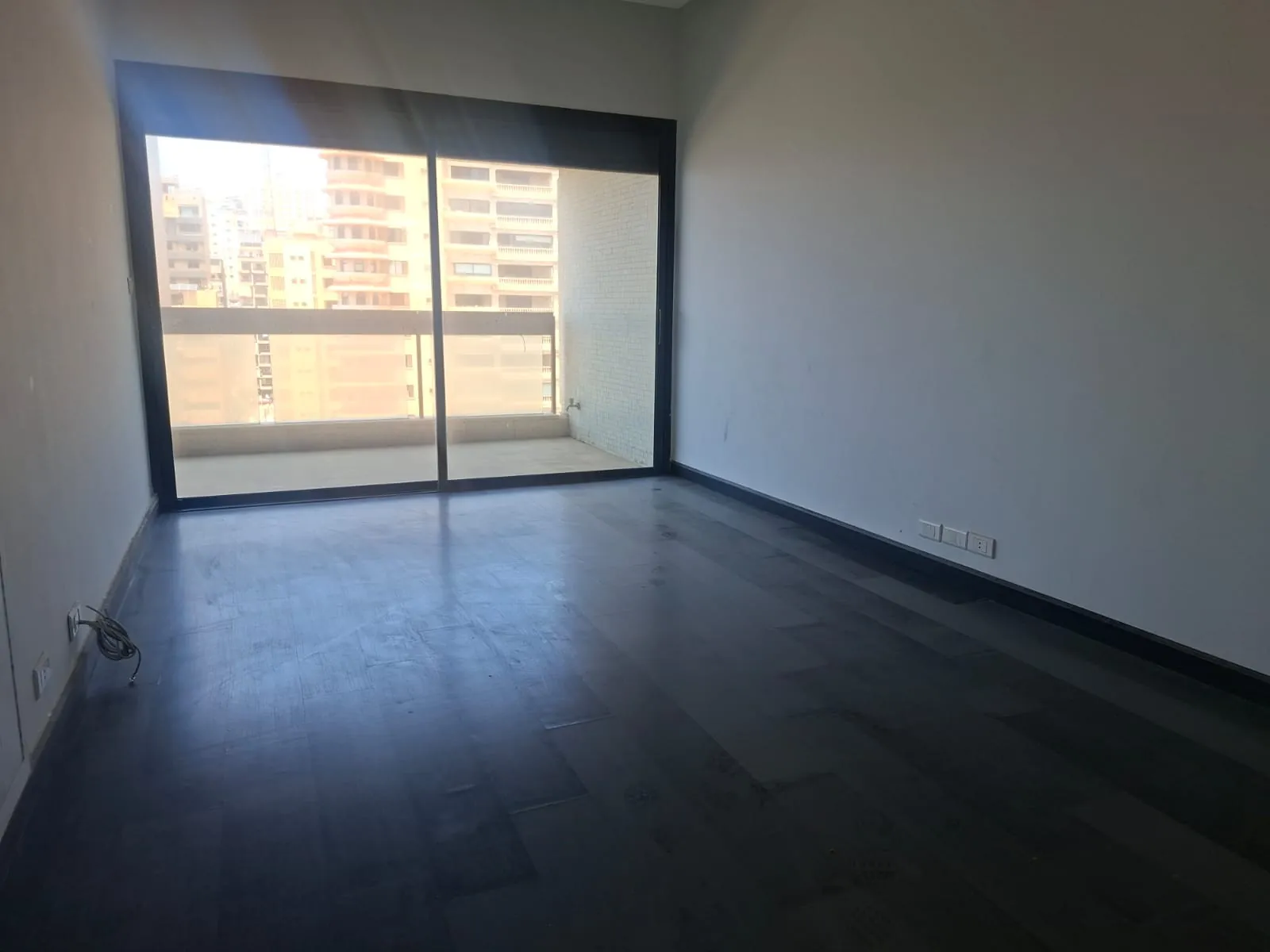 High-End Apartment with Panoramic Sea View For Sale in Ramlet Al Bayda — الصورة 10