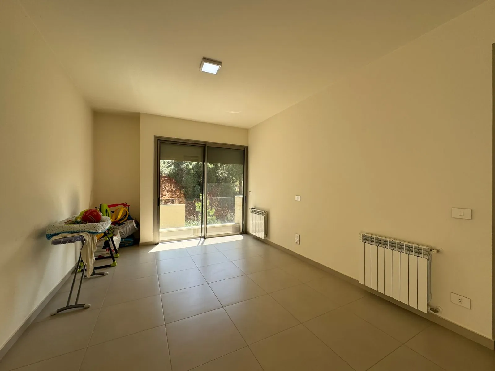 Apartment with Unblockable Mountain View For Sale in Monteverde — الصورة 7