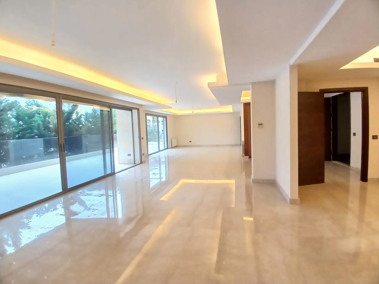 Decorated Brand New Apartment For Sale in Biyada — الصورة 7