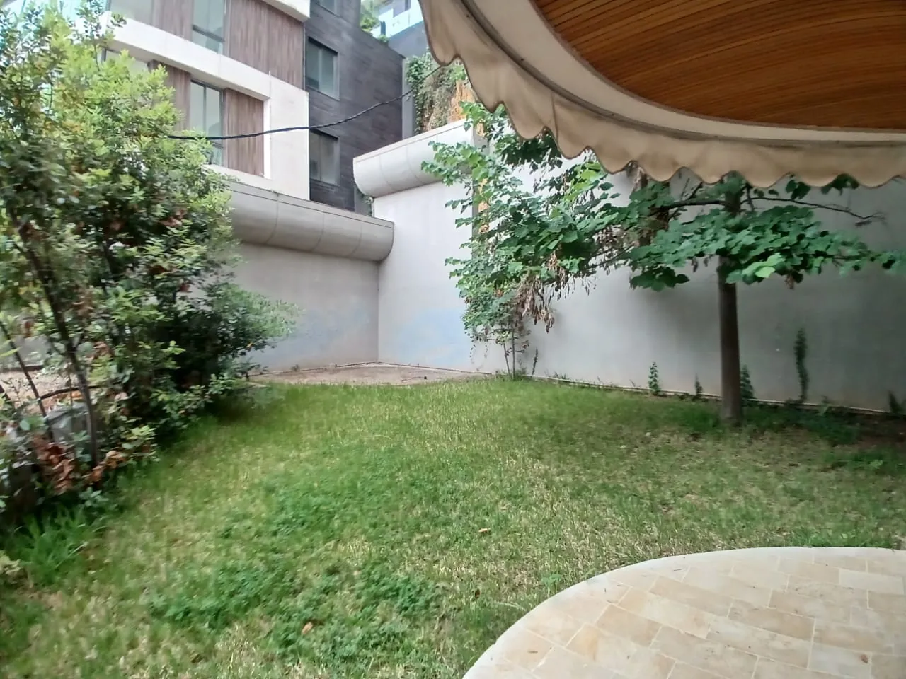 Spacious 3-Bedroom Apartment With Terrace and Garden For Sale in Biyada — photo 9