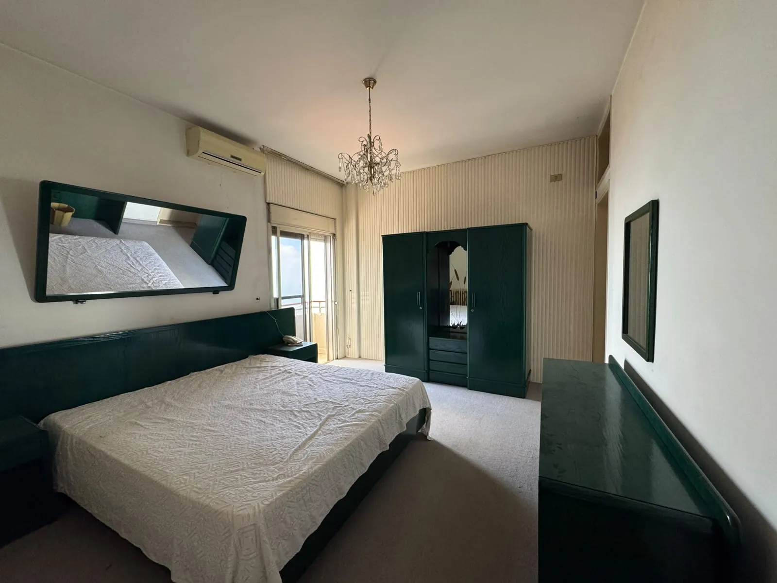 3-Bedroom Apartment with Sea View For Sale in Beit Meri — الصورة 6