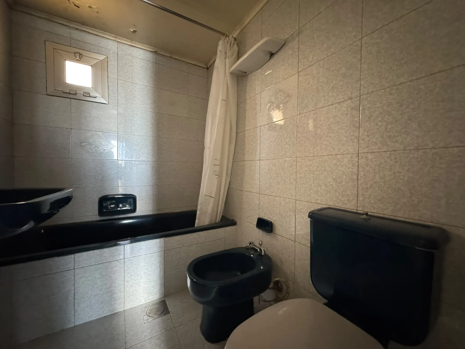 3-Bedroom Apartment with Sea View For Sale in Beit Meri — الصورة 9