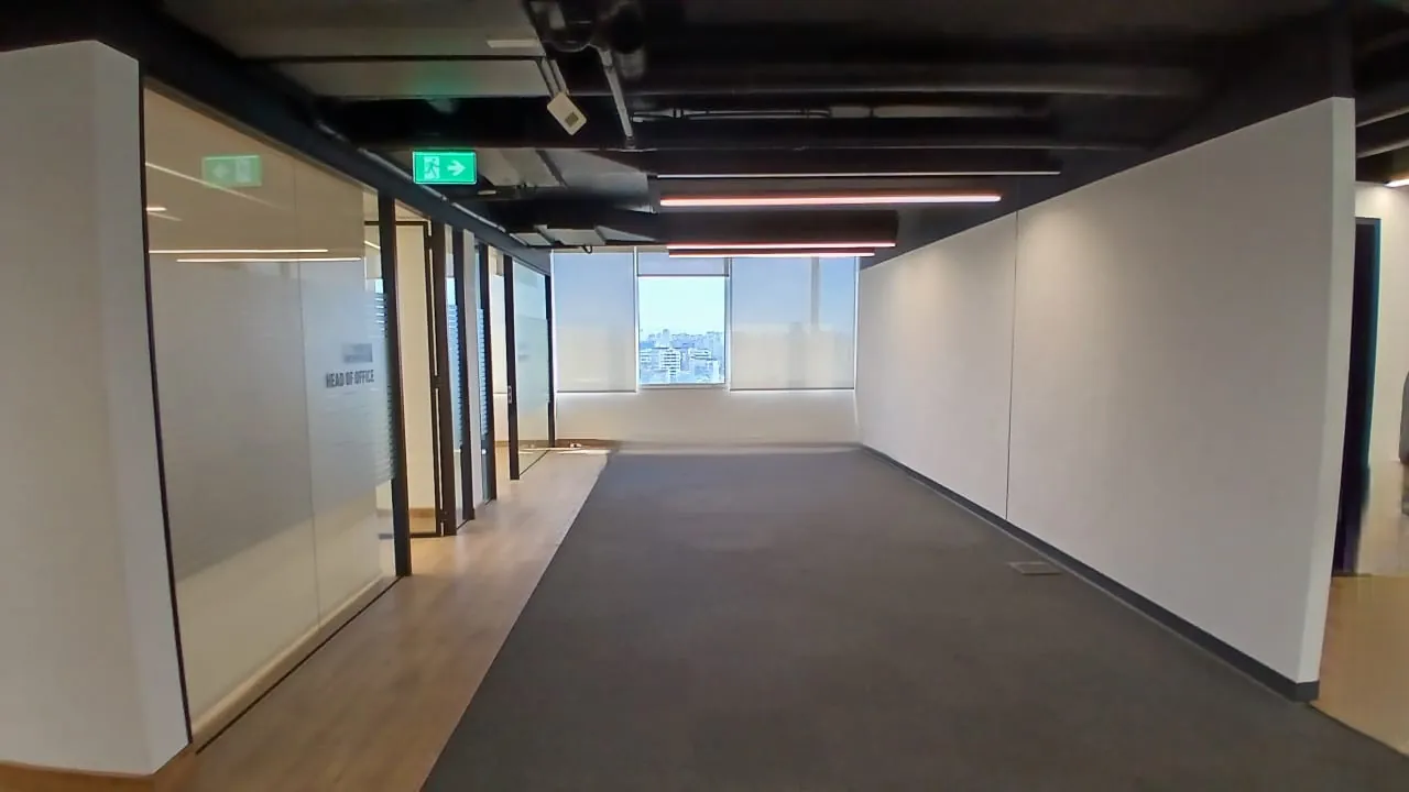 636 SQM Office with City View For Rent in Horsh Tabet — الصورة 8
