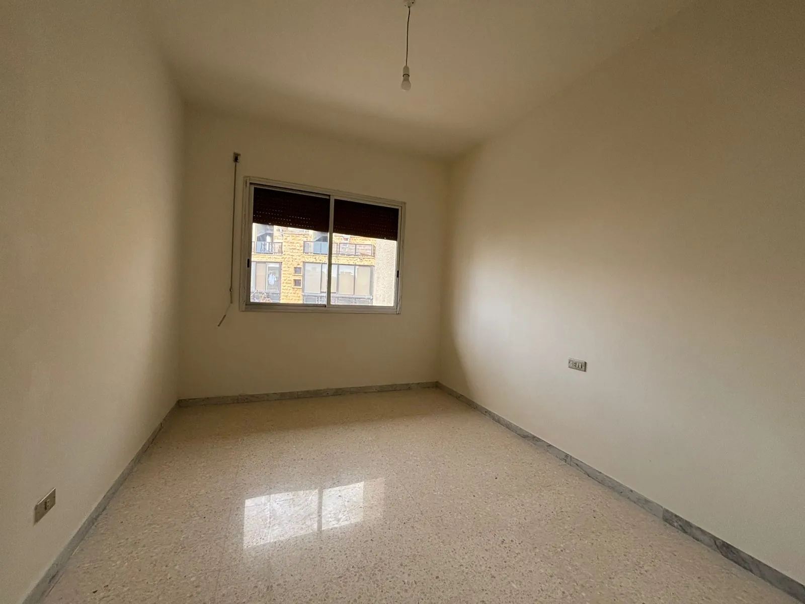 Unfurnished Apartment For Rent with Nice View in Biyada — photo 4