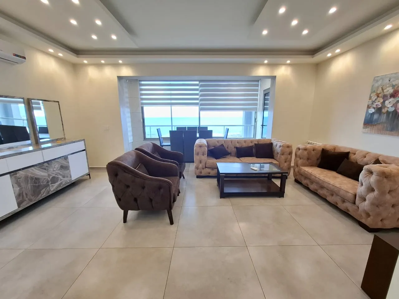 Cozy Modern And Furnished 2 Bedroom Apartment For Rent in Safra