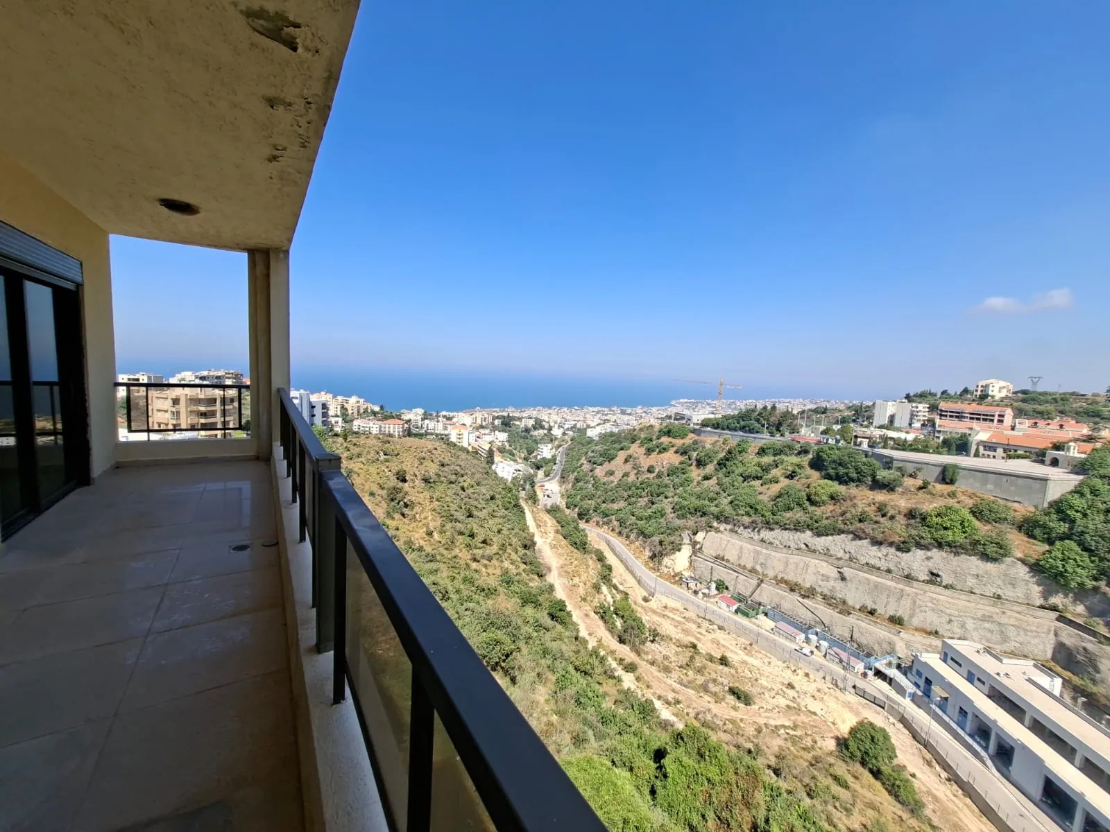 Duplex Apartment For Sale in Blat, Jbeil Near LAU — الصورة 2