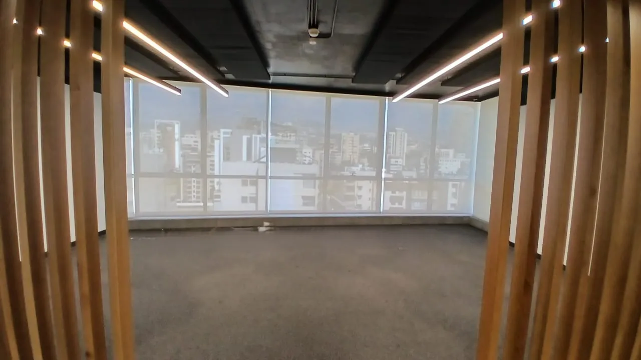 640 SQM Office For Sale with City View in Horsh Tabet — الصورة 2