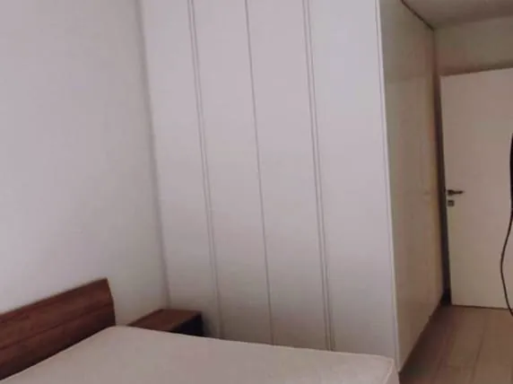 2-Bedroom Apartment For Rent in Spears, Ras Beirut — الصورة 2