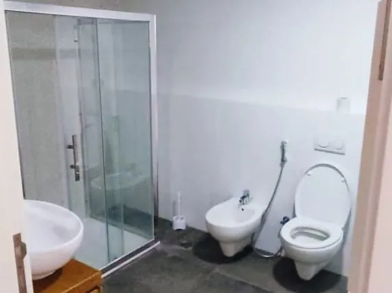 2-Bedroom Apartment For Rent in Spears, Ras Beirut — الصورة 6