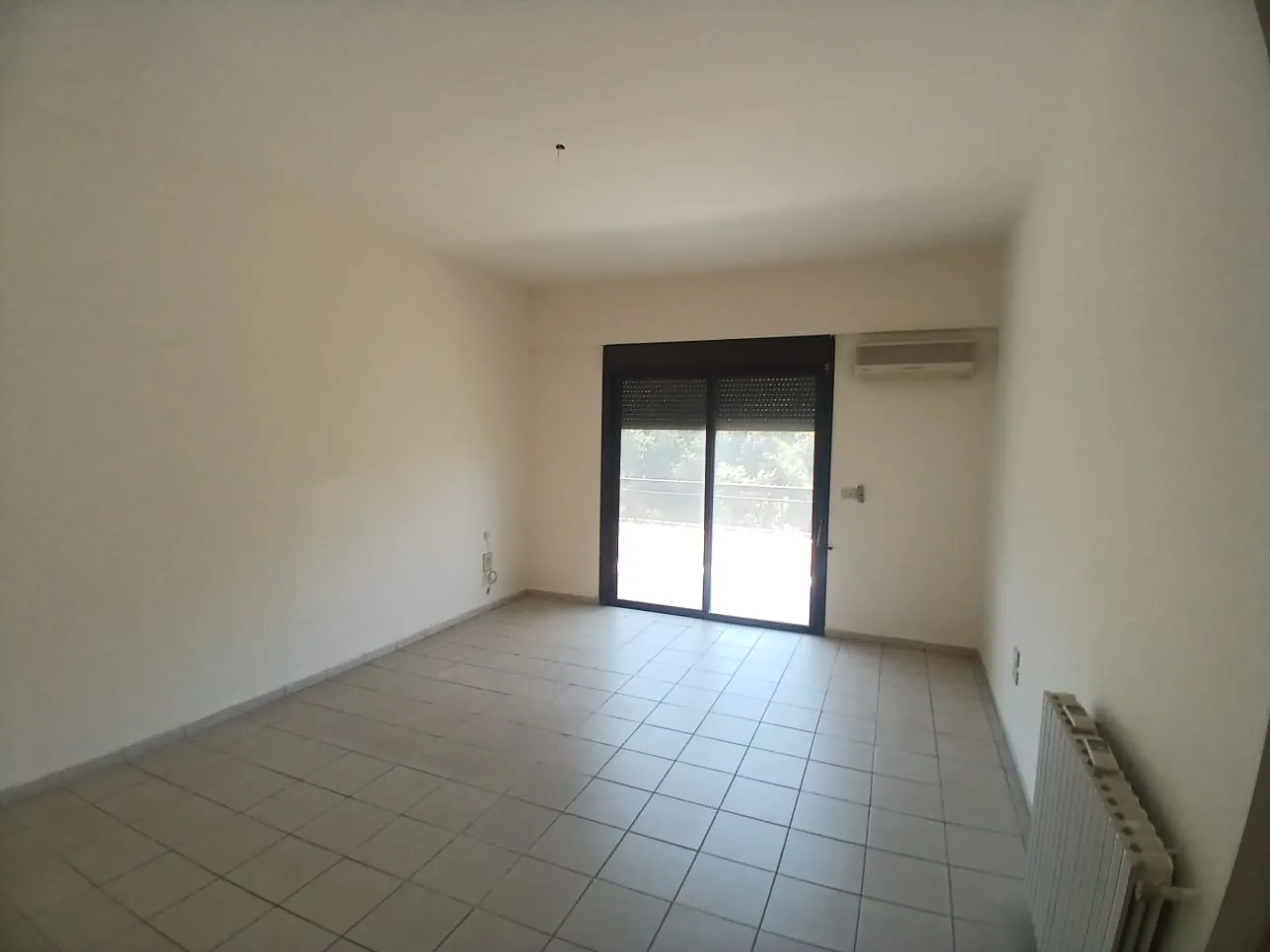 5 Floors Building in A Prime Location For Sale In Biyada, Kornet Chehwan — الصورة 6