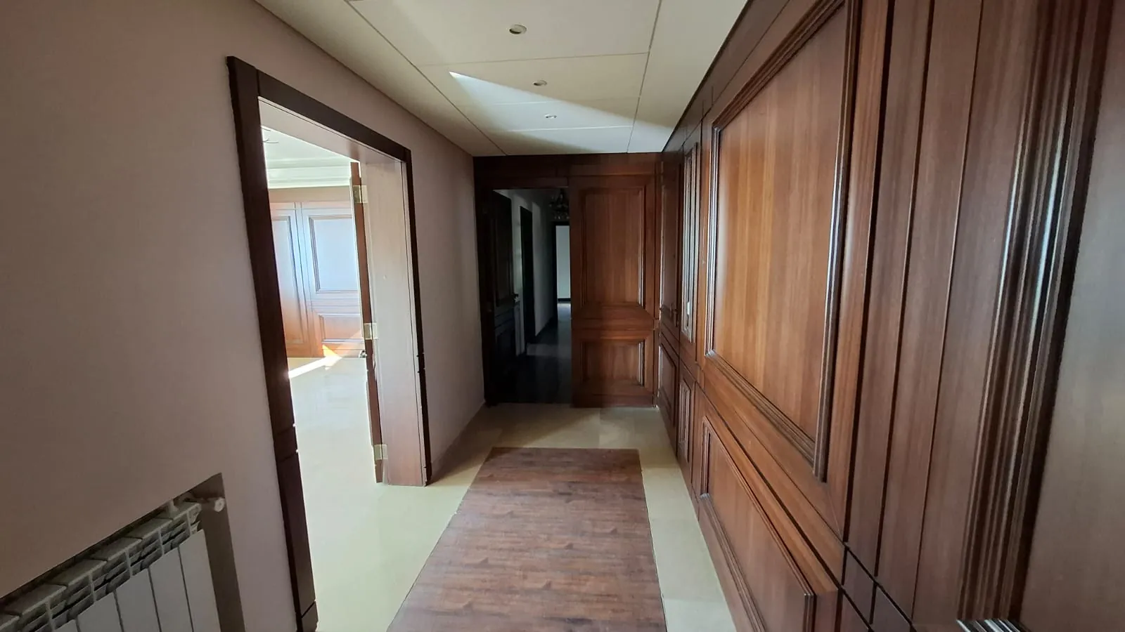 Decorated Apartment With Open View For Sale in Bsalim — الصورة 8