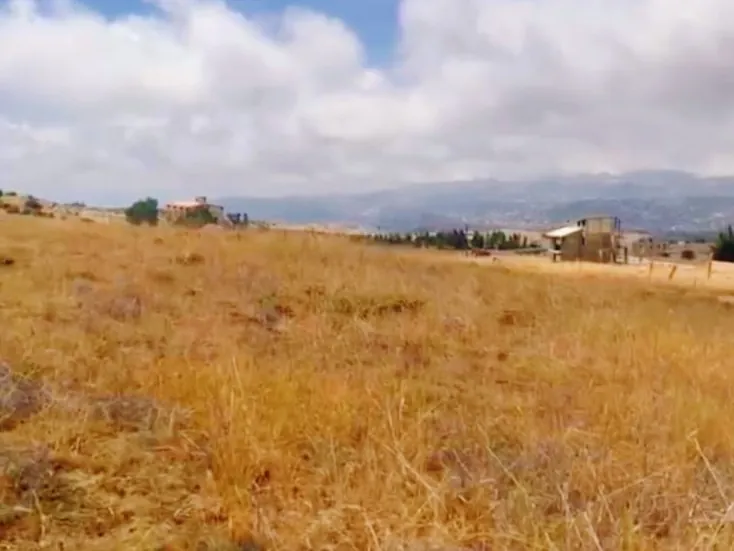 900 SQM Land For Sale in Kanat Bakish