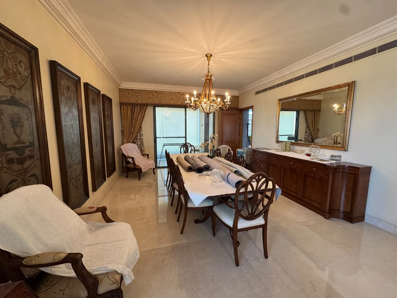 High-End Apartment For Rent in Ramlet Al Bayda, Beirut — photo 4