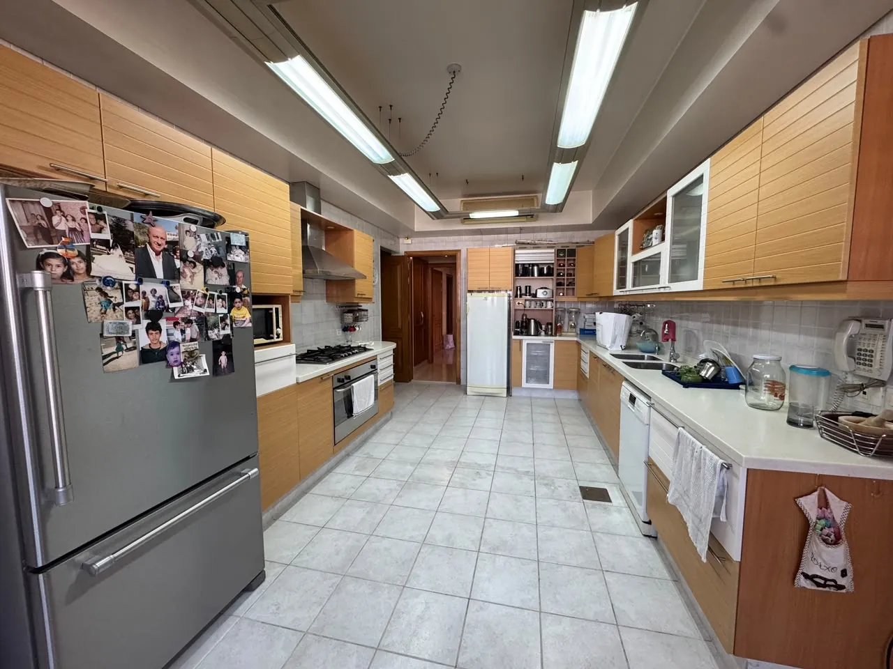 High-End Apartment For Rent in Ramlet Al Bayda, Beirut — photo 6