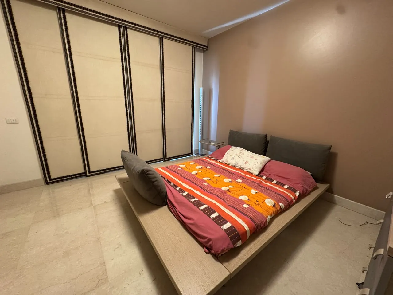 High-End Apartment For Rent in Ramlet Al Bayda, Beirut — photo 8
