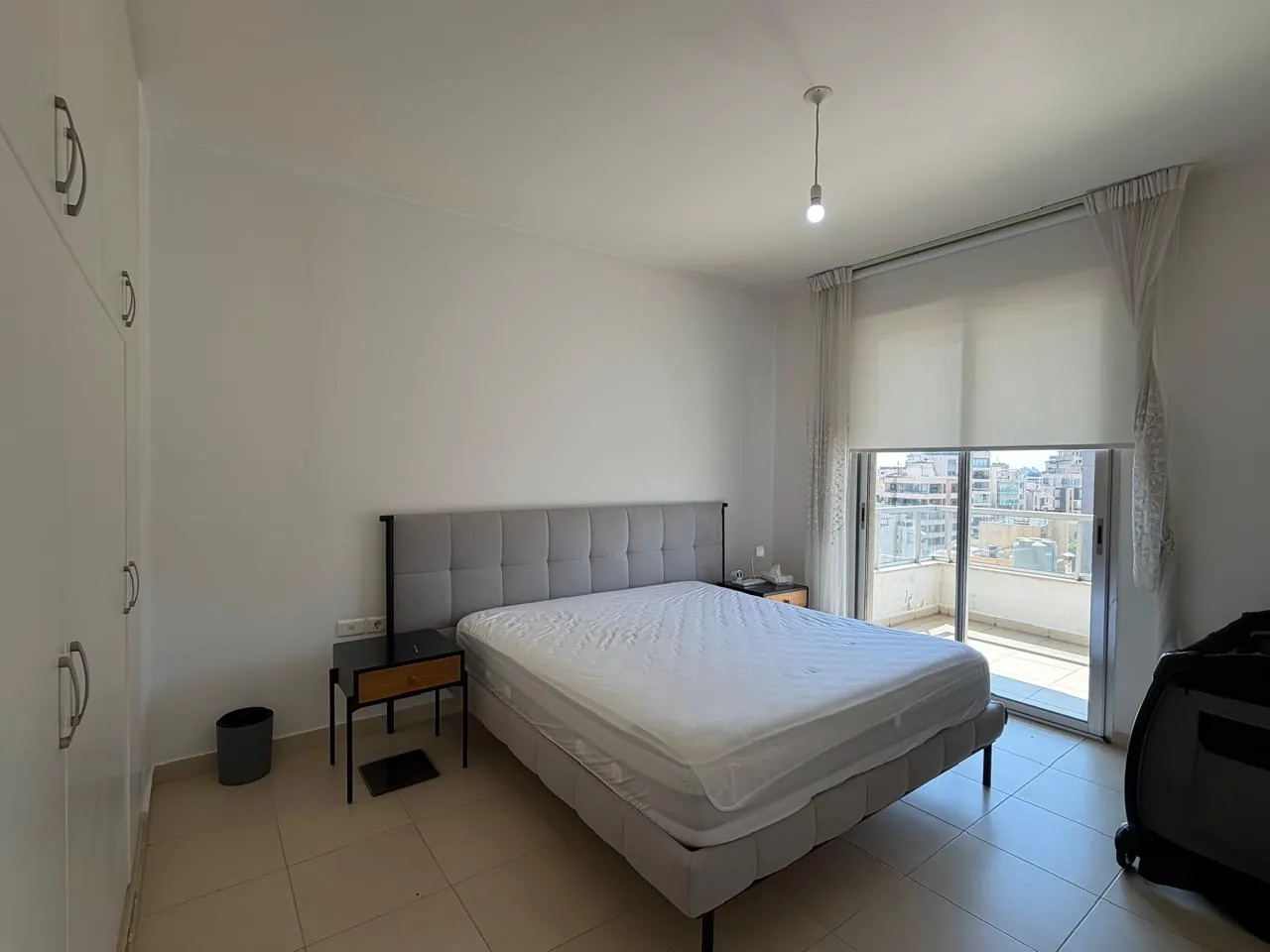 Modern & Furnished Apartment For Rent in Achrafieh, Rizk — الصورة 9