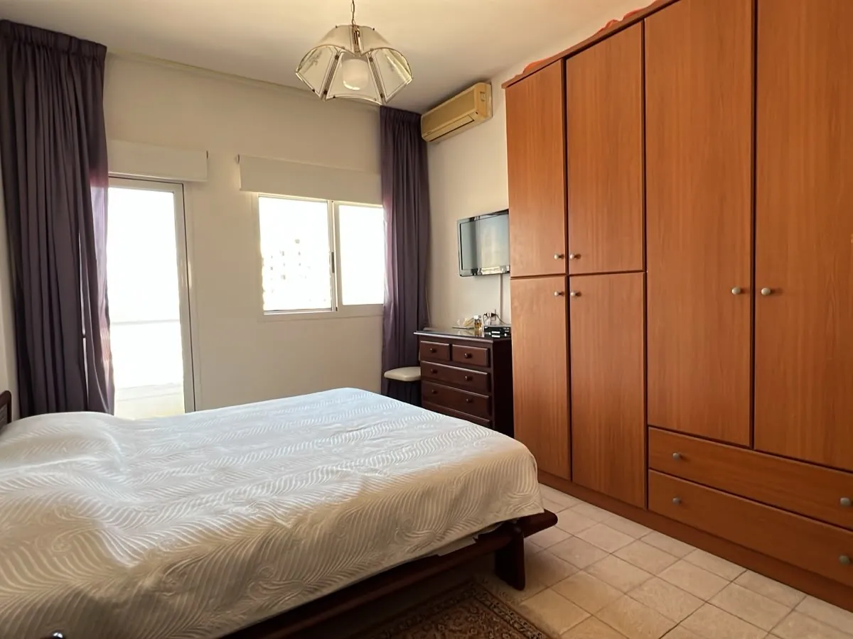 Fully Furnished 2-bedroom Apartment For Rent In Achrafieh, Rmeil — الصورة 10