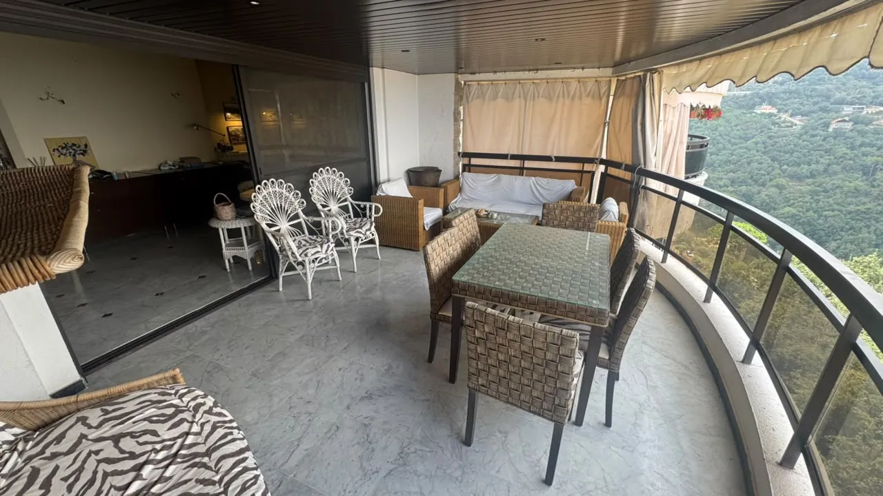 Furnished 3-Bedroom Apartment with Mountain View For Sale in Beit Chabeb — الصورة 3
