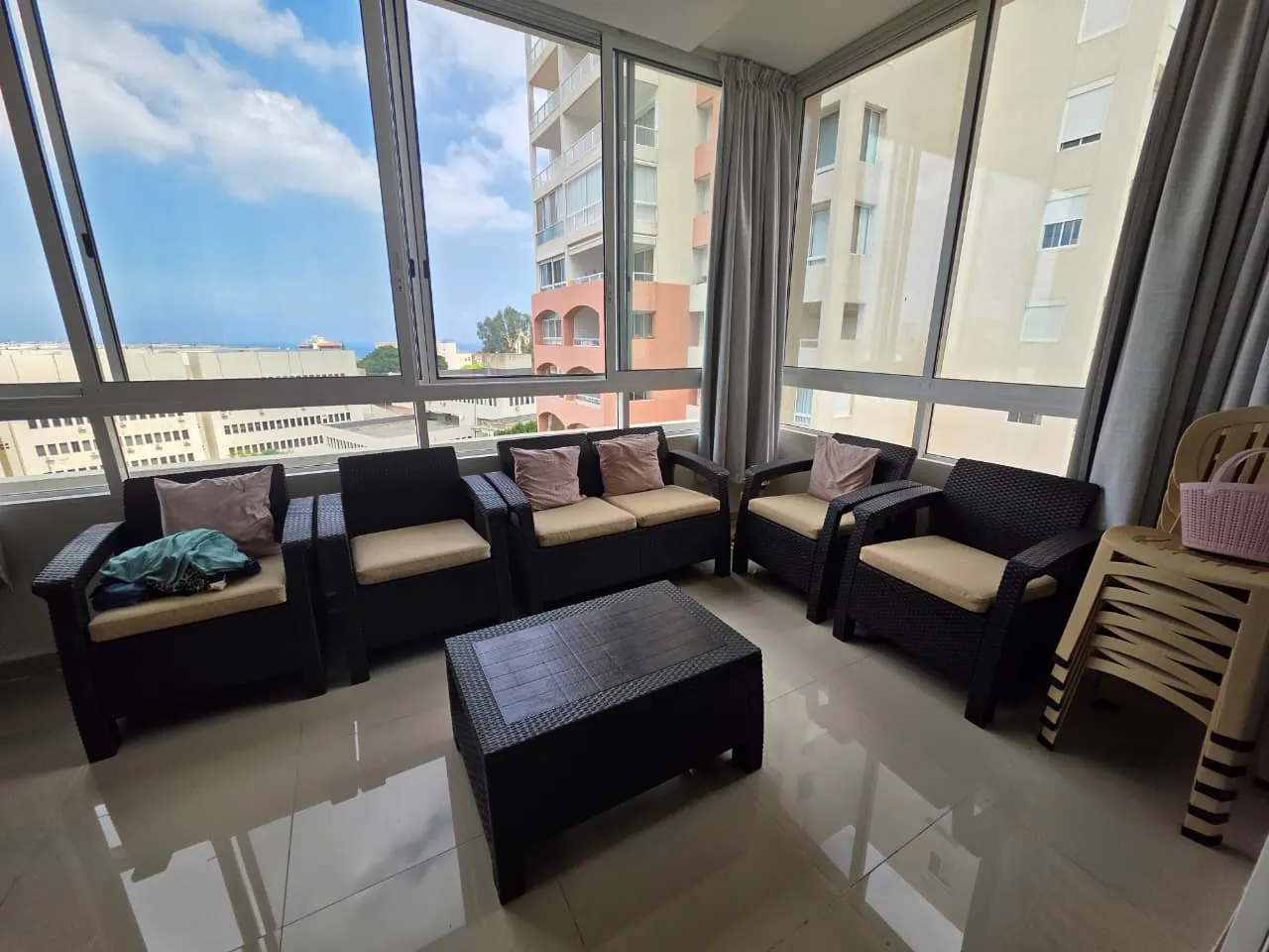 Fully Decorated Apartment For Sale in Gated Community in Fanar — الصورة 4