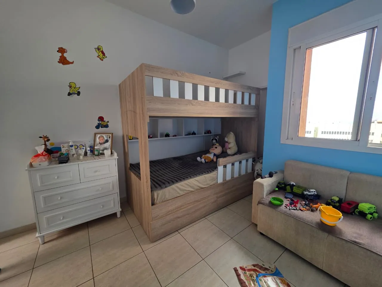 Fully Decorated Apartment For Sale in Gated Community in Fanar — الصورة 9