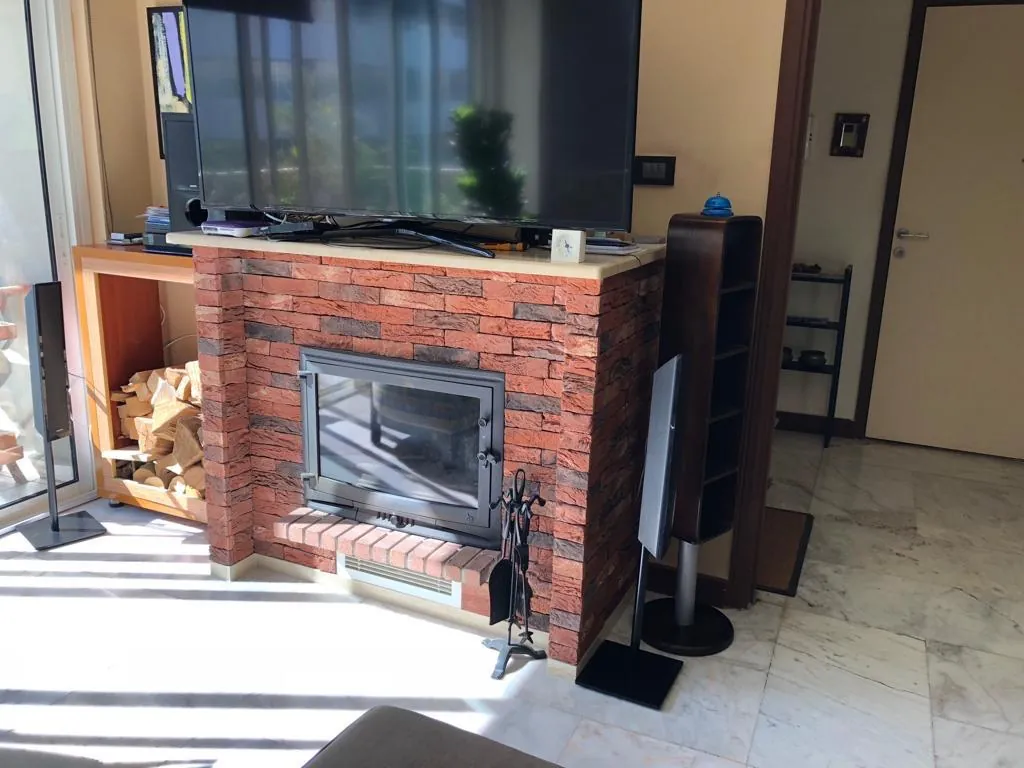 Exclusive 2-Bedroom Rooftop For Sale in Hamra, Ras Beirut — الصورة 2