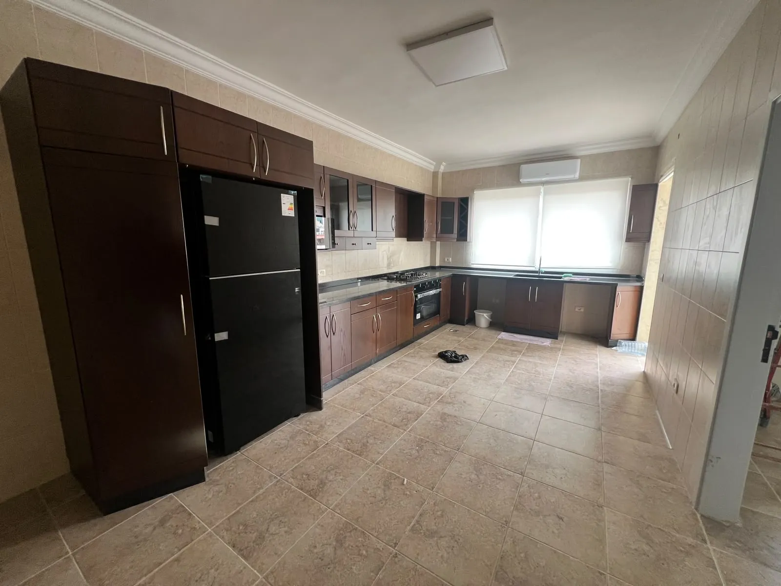 Apartment With Terrace For Sale in Furn El Chebbak — الصورة 4