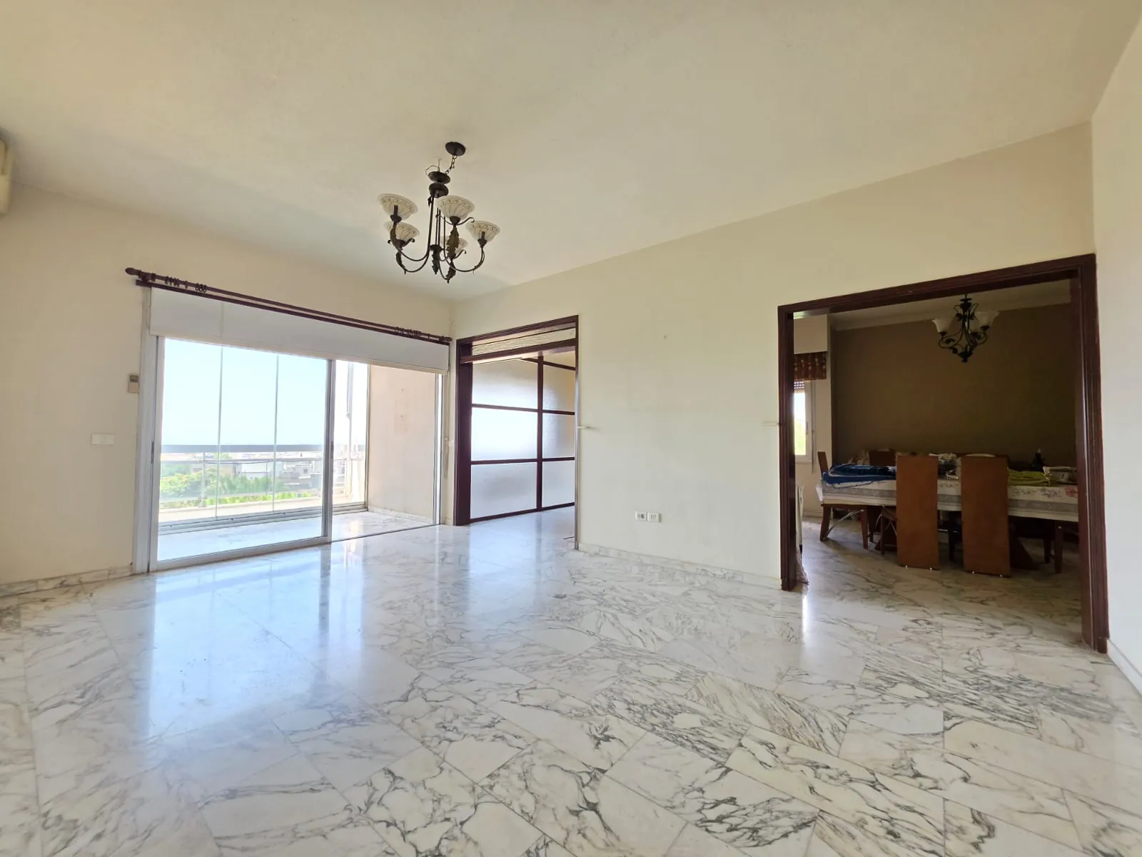 Spacious Apartment For Sale in Baabda, Brasilia