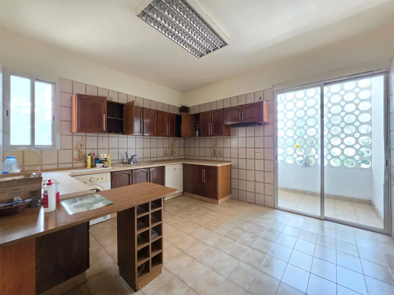 Spacious Apartment For Sale in Baabda, Brasilia — الصورة 3