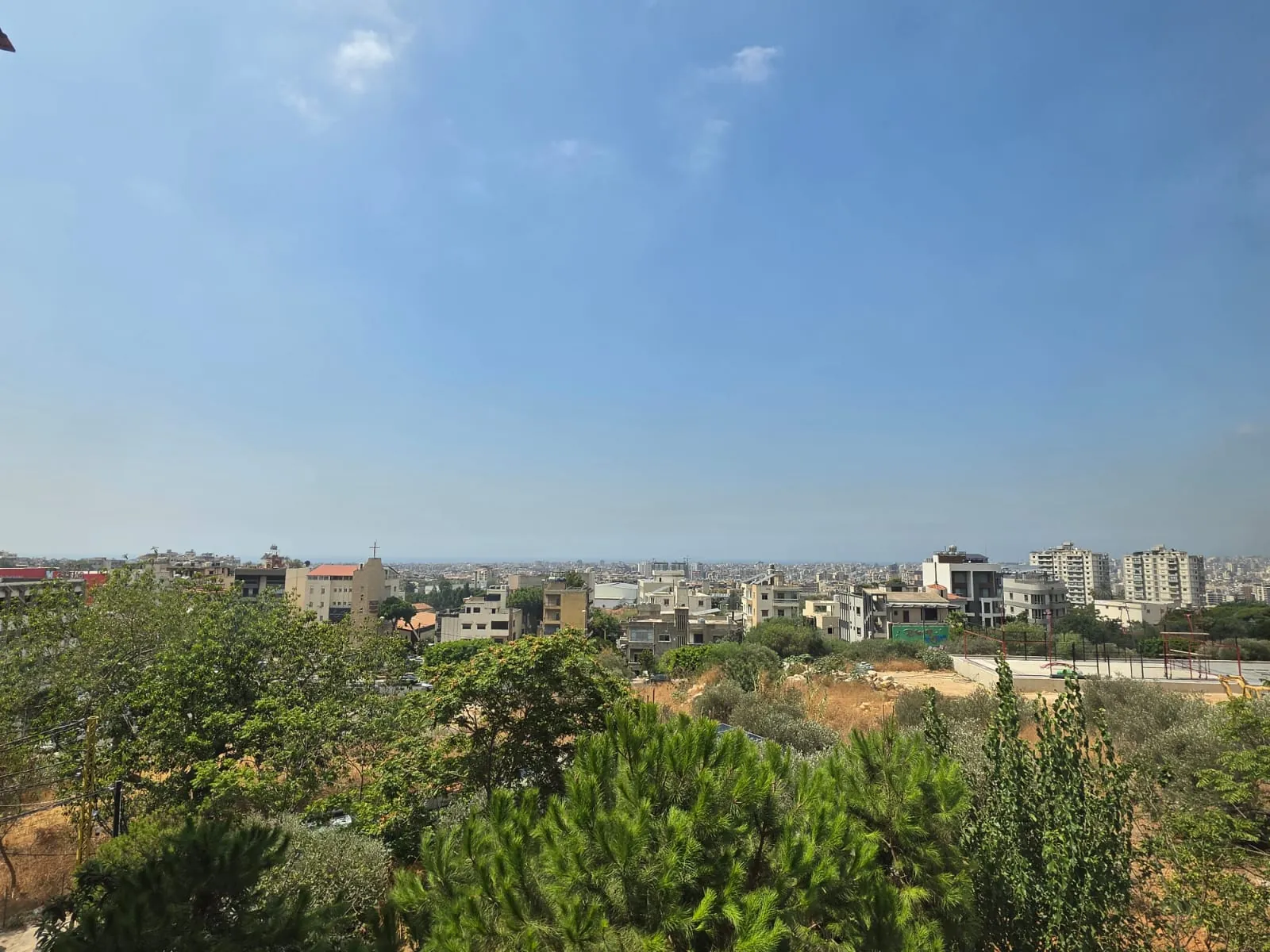 Spacious Apartment For Sale in Baabda, Brasilia — الصورة 4