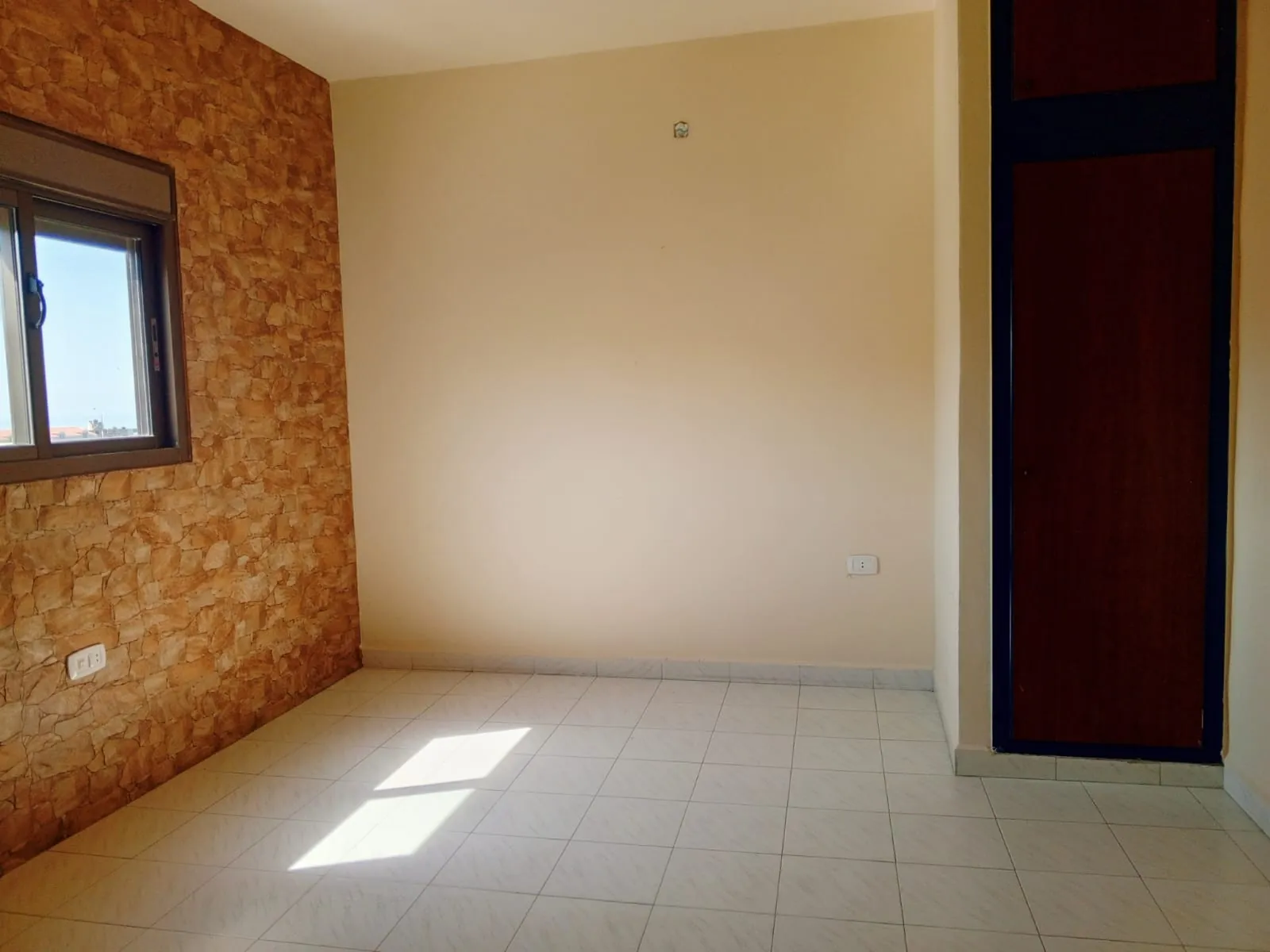 Apartment With Open Sea & Mountain View For Sale in Blat, Jbeil — الصورة 9