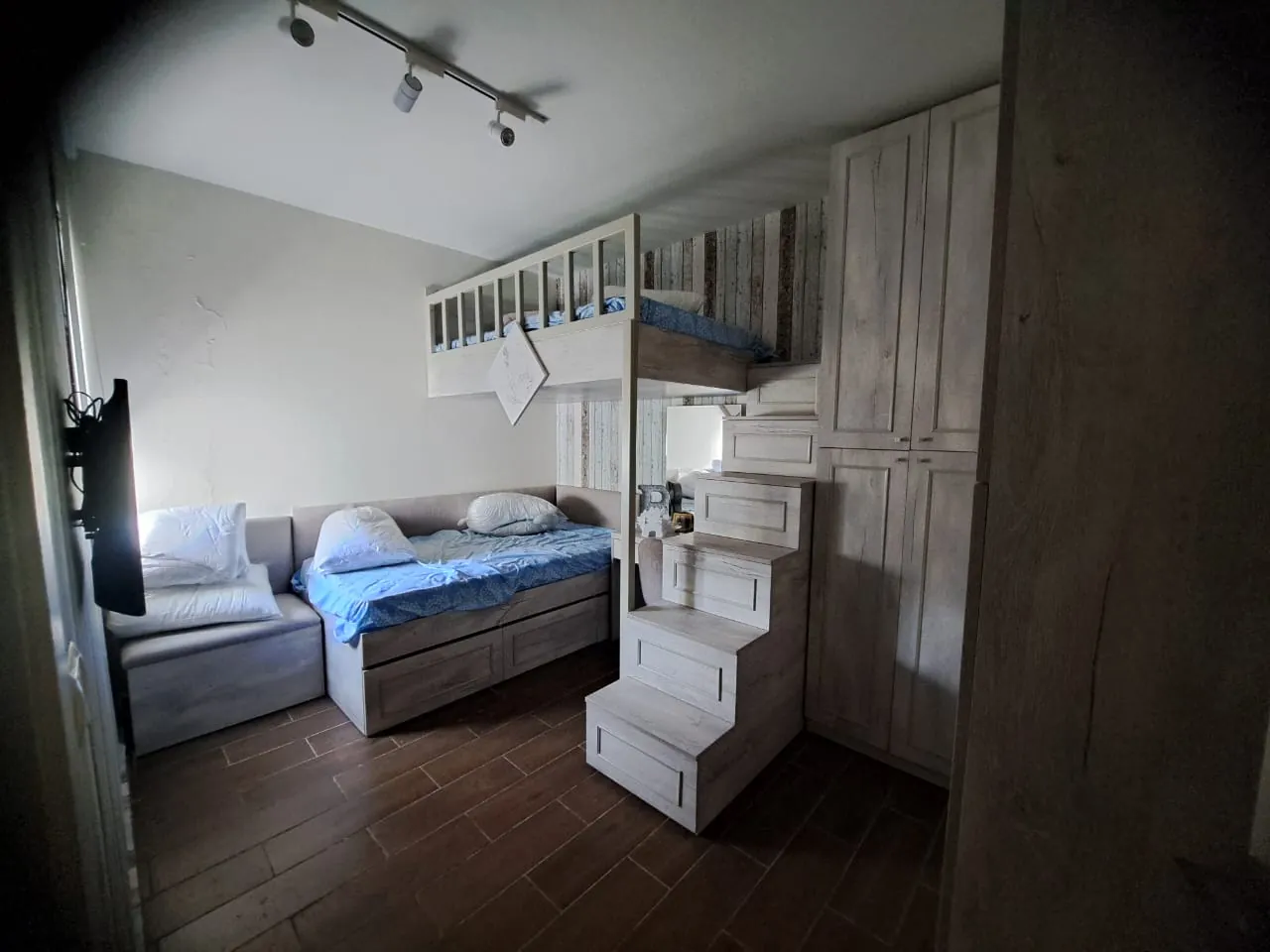 Semi-Furnished Apartment For Rent in Hboub, Jbeil — photo 7
