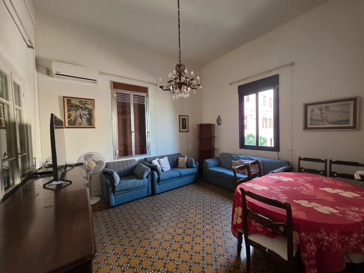 Furnished Apartment In Strategic Location For Rent in Achrafieh, Rmeil — الصورة 5