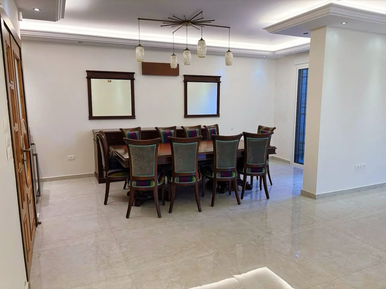 3-Bedroom Apartment With Terrace For Sale in Gherfine — الصورة 5