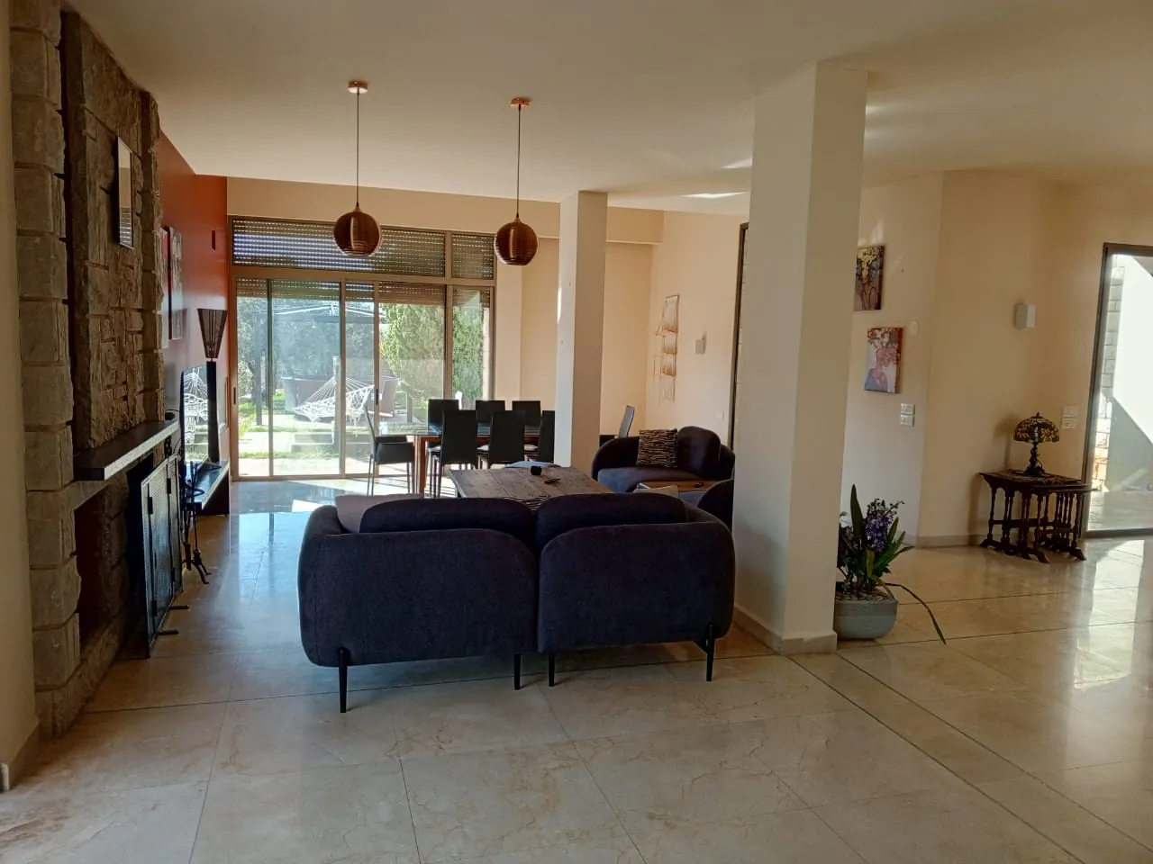 Villa With Spacious Garden & A Private Pool For Sale in Aamchit — الصورة 8