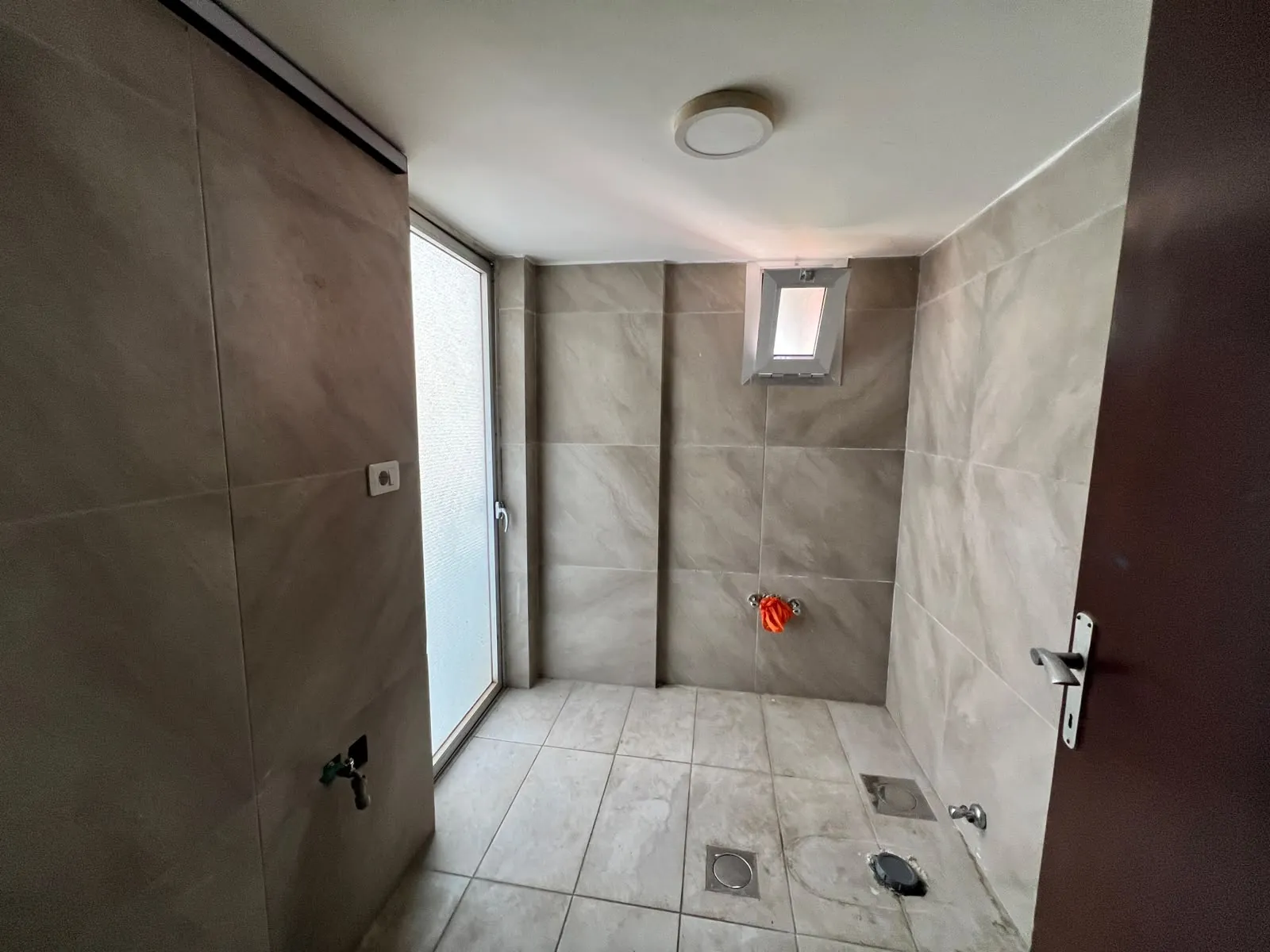 3-Bedroom Apartment For Sale in Hadath Antonine — الصورة 5