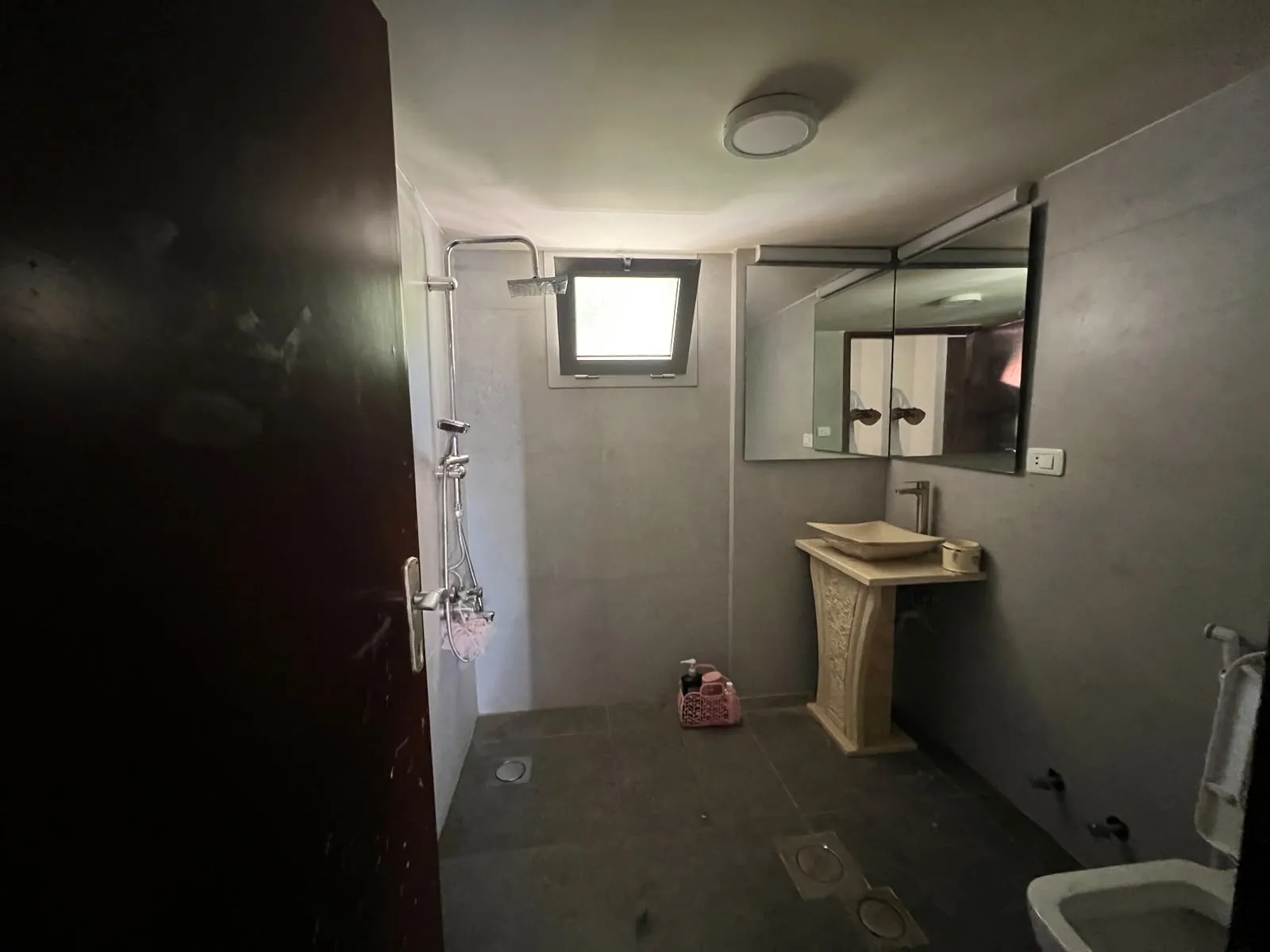 3-Bedroom Apartment For Sale in Hadath Antonine — الصورة 6