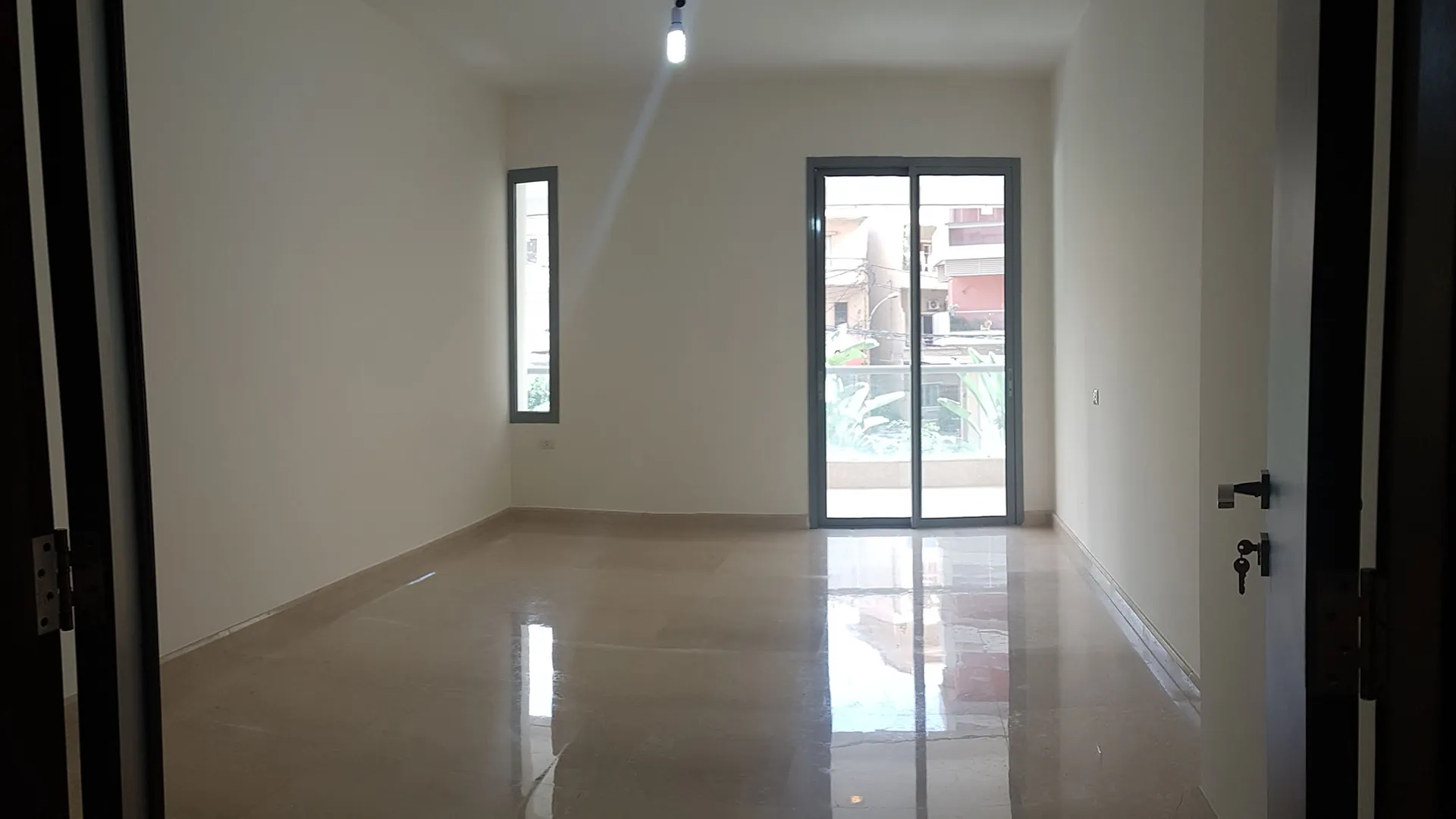 Modern Apartment For Sale in Achrafieh, Sioufi