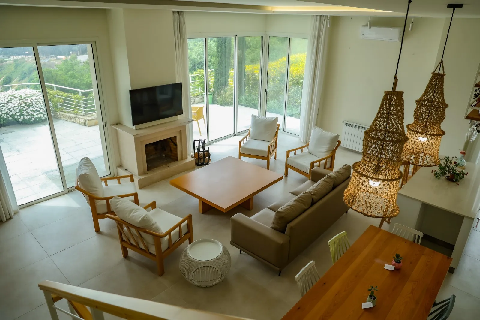Furnished Charming Villa For Sale in Pine Villas Project in Beit Hebbak, Jbeil — الصورة 2