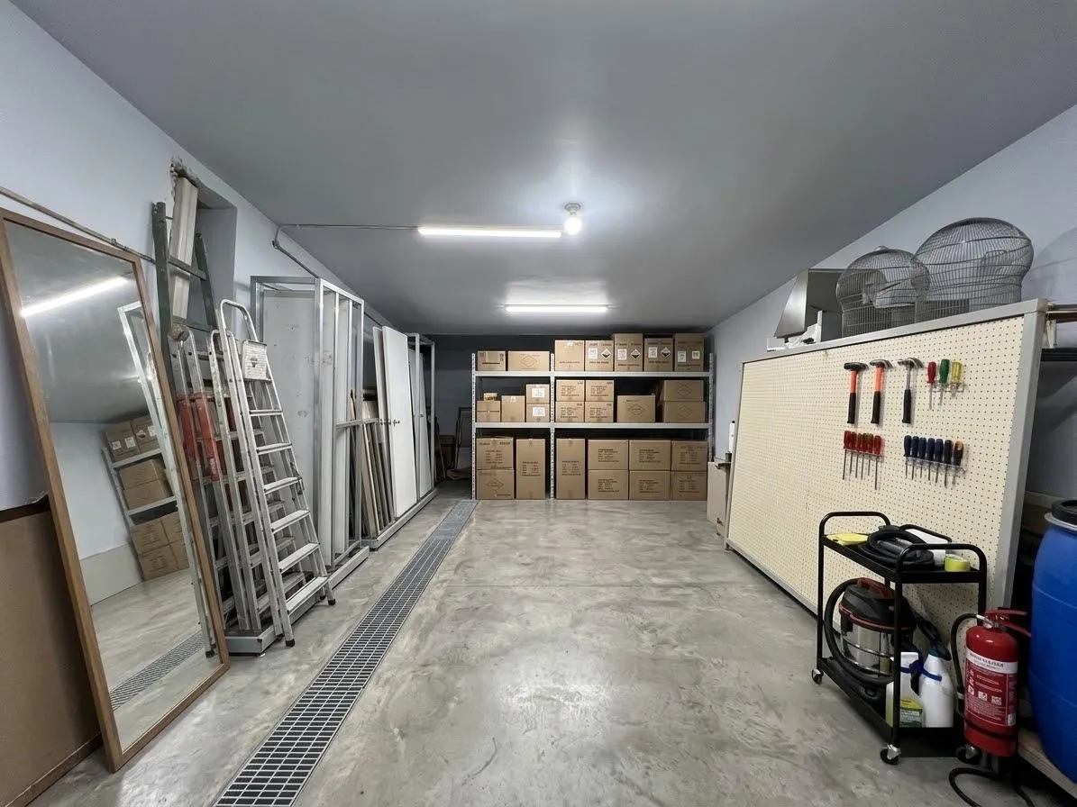 200 SQM Warehouse For Sale in Achrafieh, Jesuits