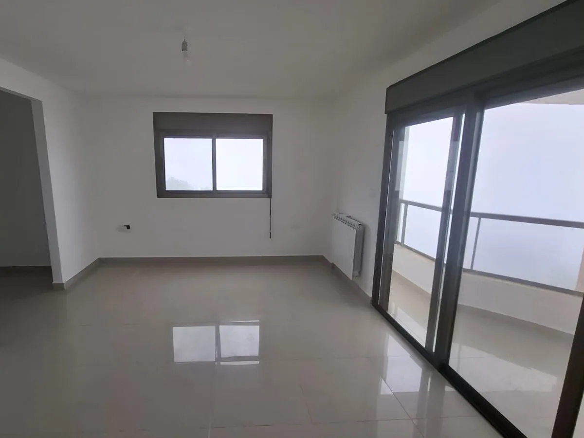 Duplex With An Open View For Sale in Bikfaya, Zeghrine — الصورة 7
