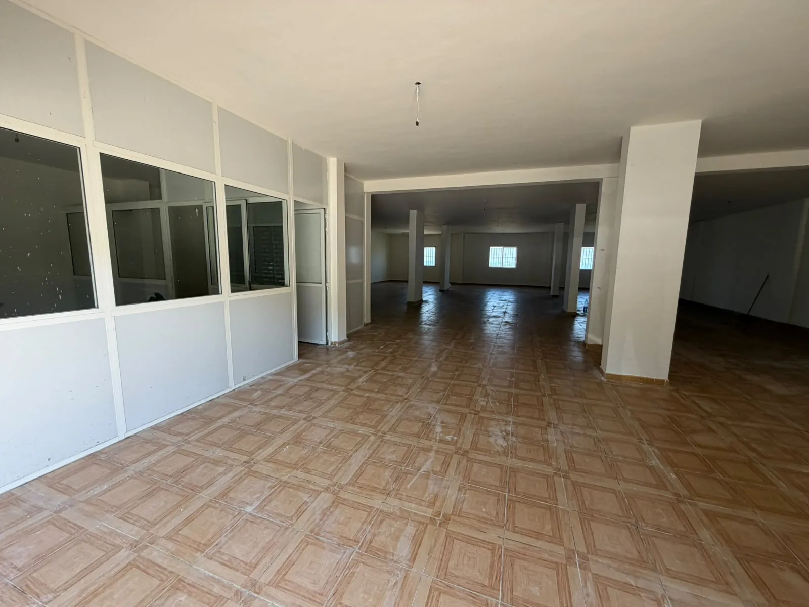 250 SQM Showroom For Rent in Kfar Aabida, Batroun — الصورة 2