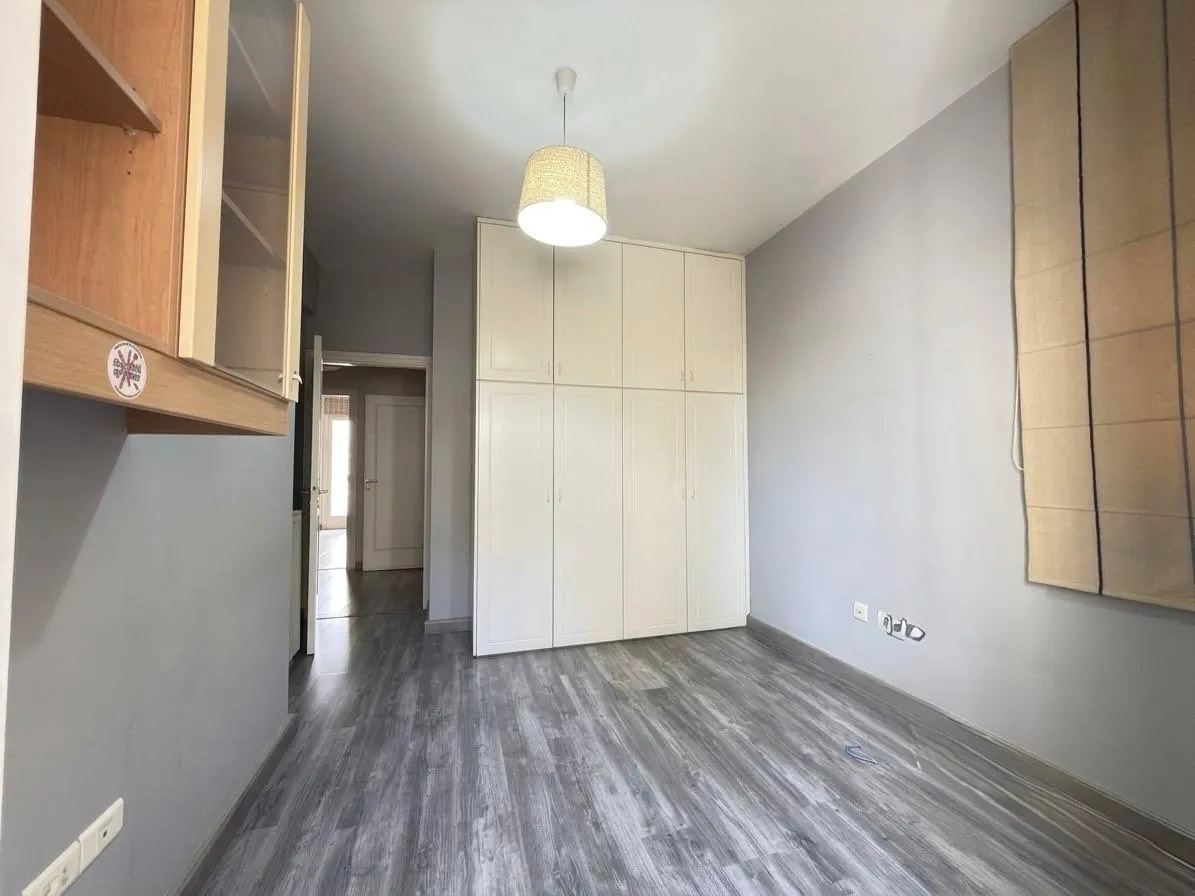 Bright & Spacious Apartment For Rent in Achrafieh, Rizk — الصورة 7