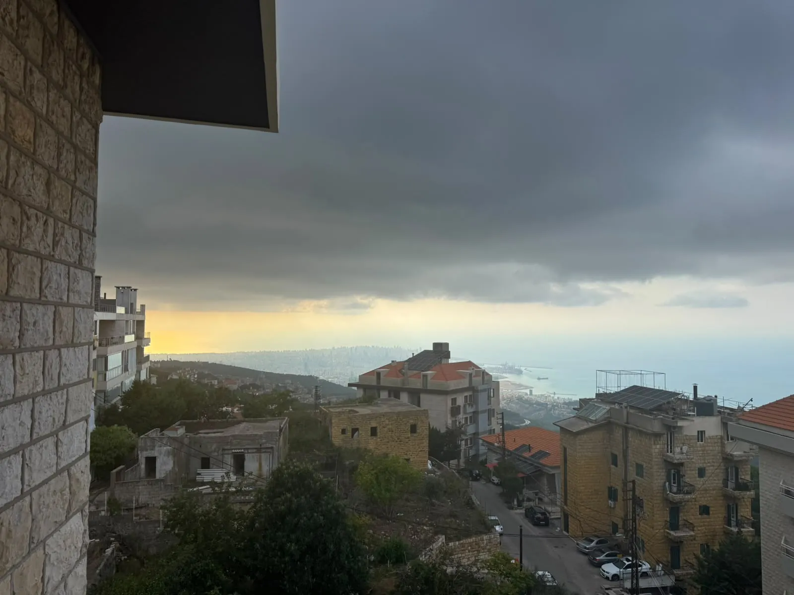 Apartment With Open Mountain & Sea View For Sale in Broumana — photo 2