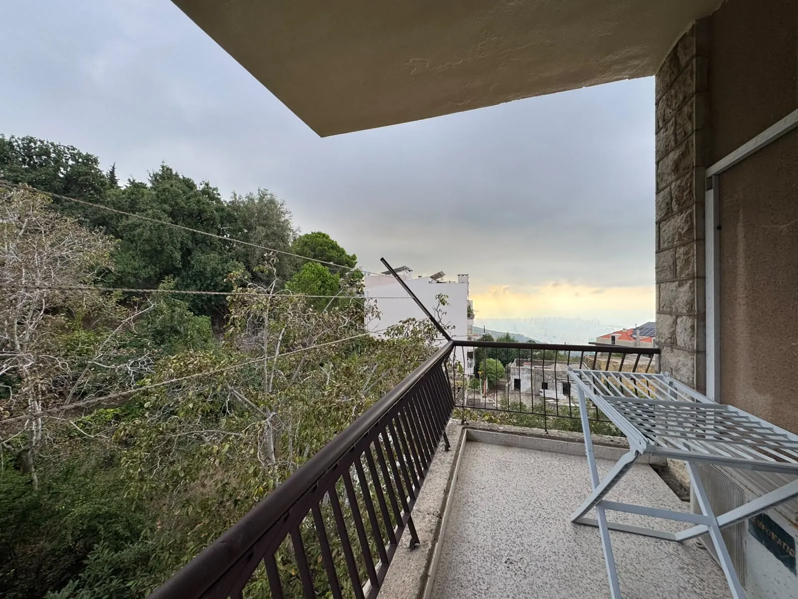Apartment With Open Mountain & Sea View For Sale in Broumana — photo 3