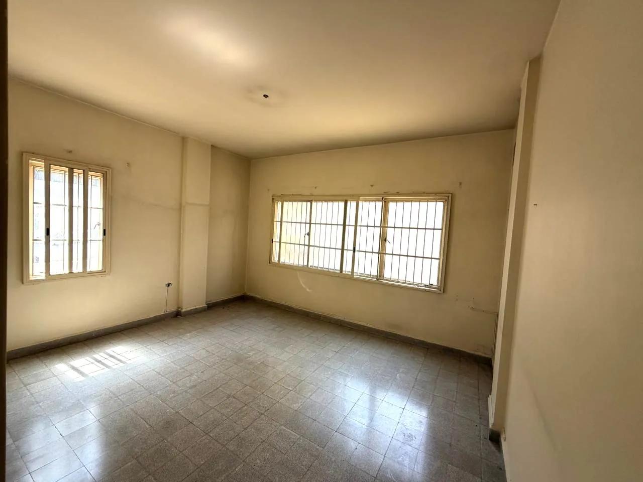 Apartment With Terrace For Sale in Horsh Tabet — الصورة 7