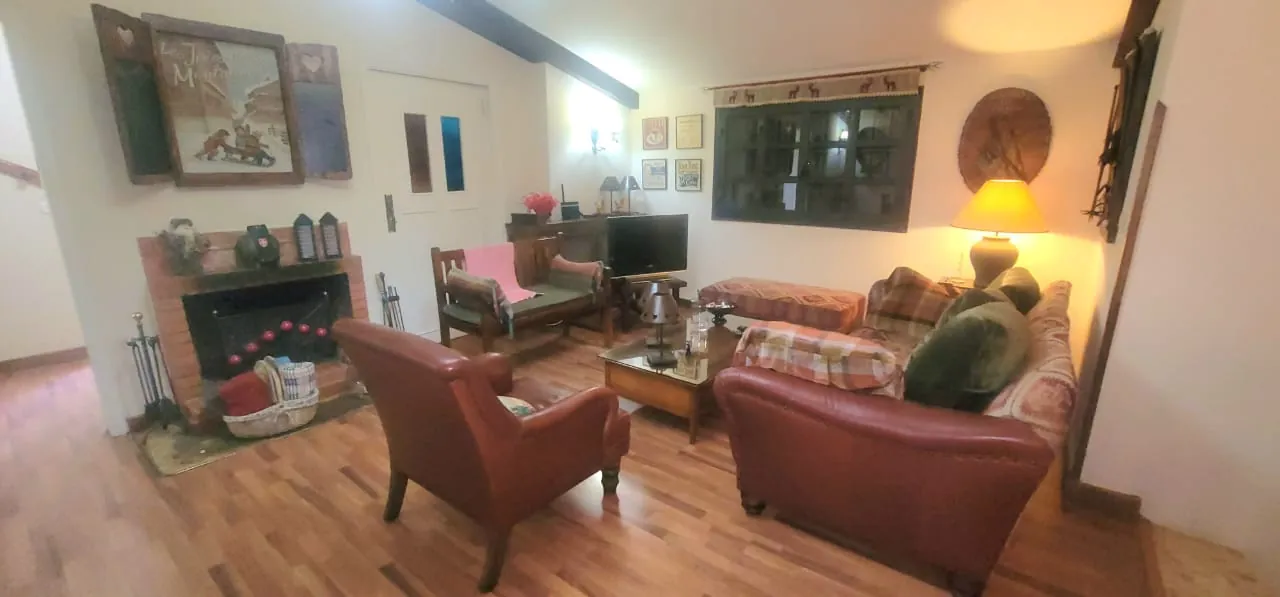 Stand-Alone Chalet With Garden For Sale in Tilal Al Assal, Ouyoun Al Simen — الصورة 5