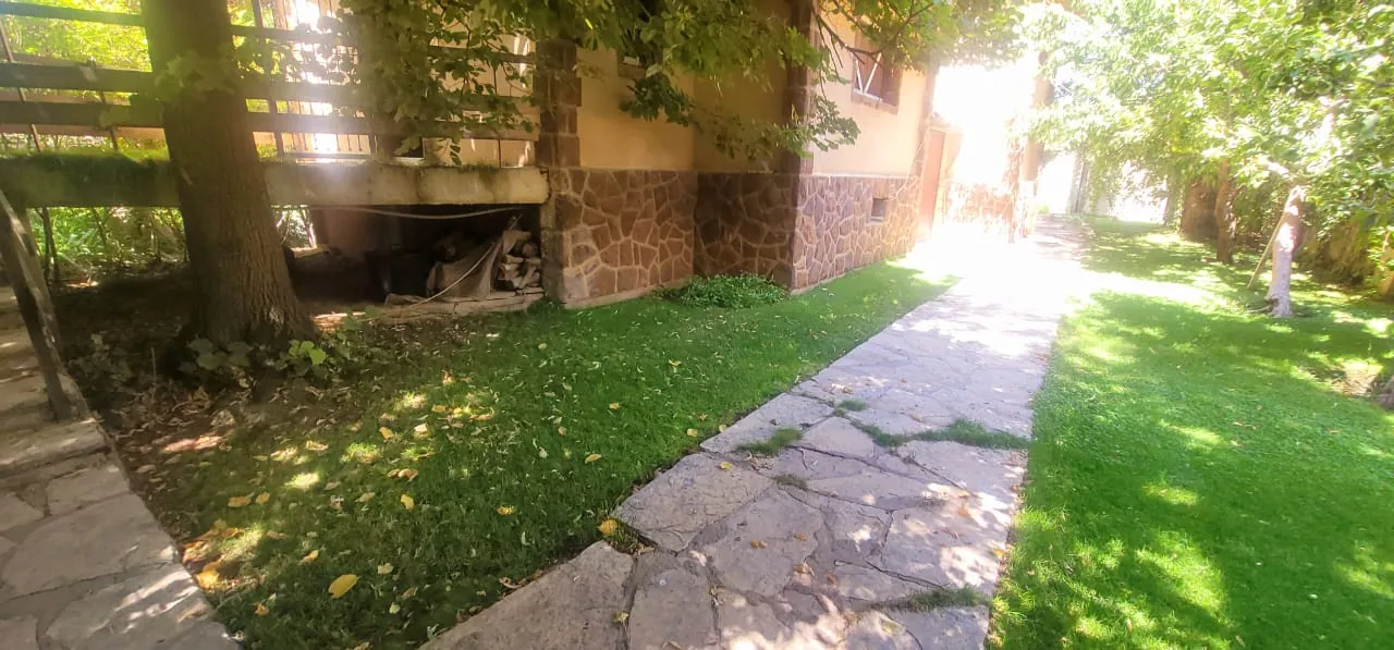 Stand-Alone Chalet With Garden For Sale in Tilal Al Assal, Ouyoun Al Simen — الصورة 6