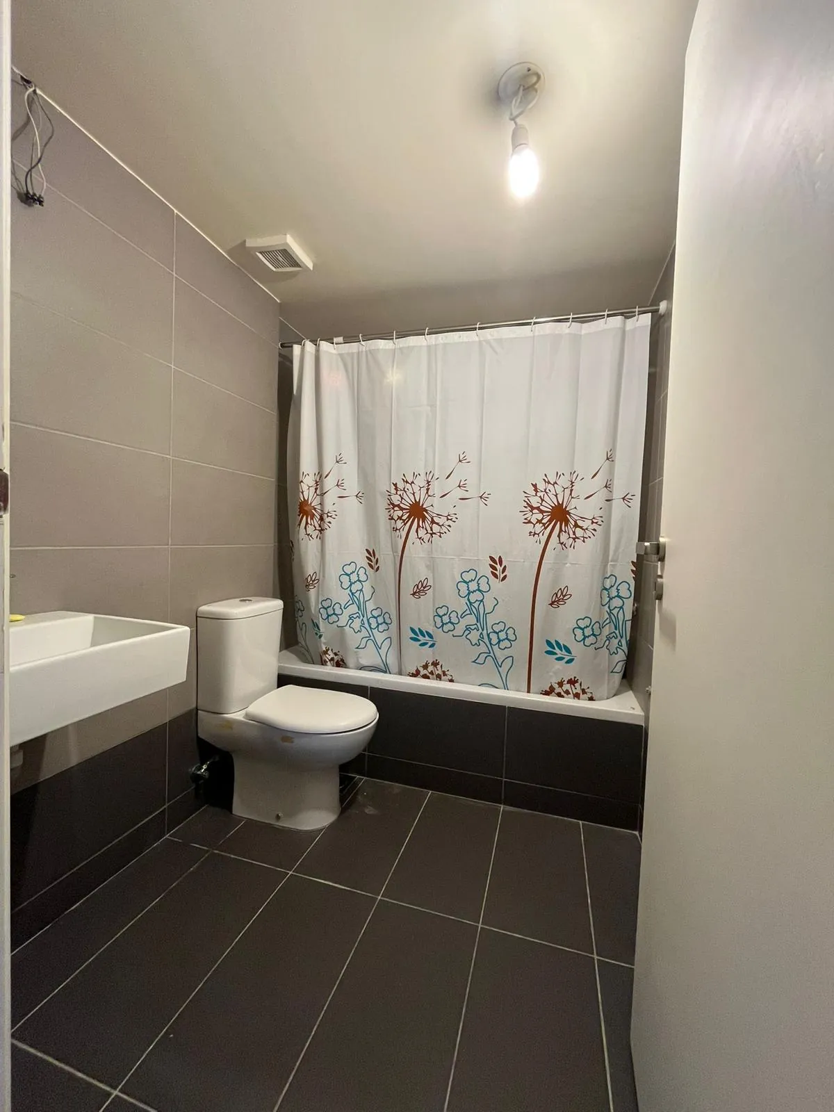 Fully Furnished Apartment For Rent in Mar Roukoz, Dekweneh — الصورة 10